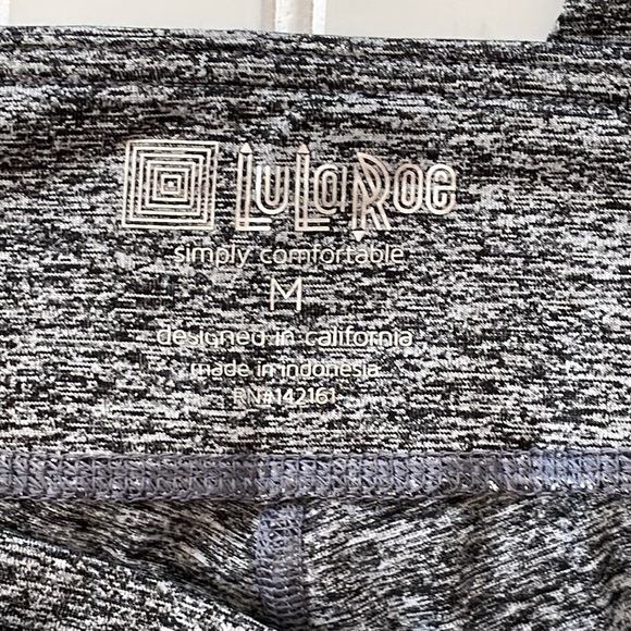 Lularoe Capri Athletic Leggings Spage Dye Geometric - Picture 3 of 5